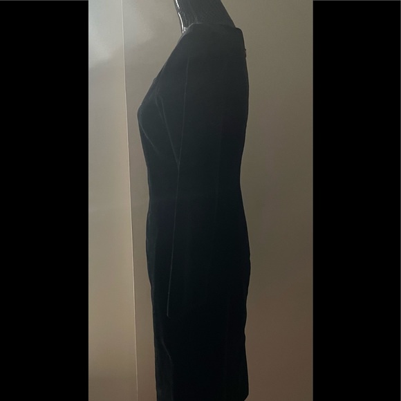 Vintage Laura Ashley Black Velvet Dress Size 6 - Picture 3 of 11